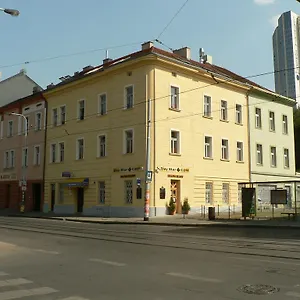 Beta 2*, Prague République tchèque