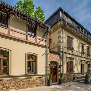 Malé Versailles 4*, Karlovy Vary République tchèque
